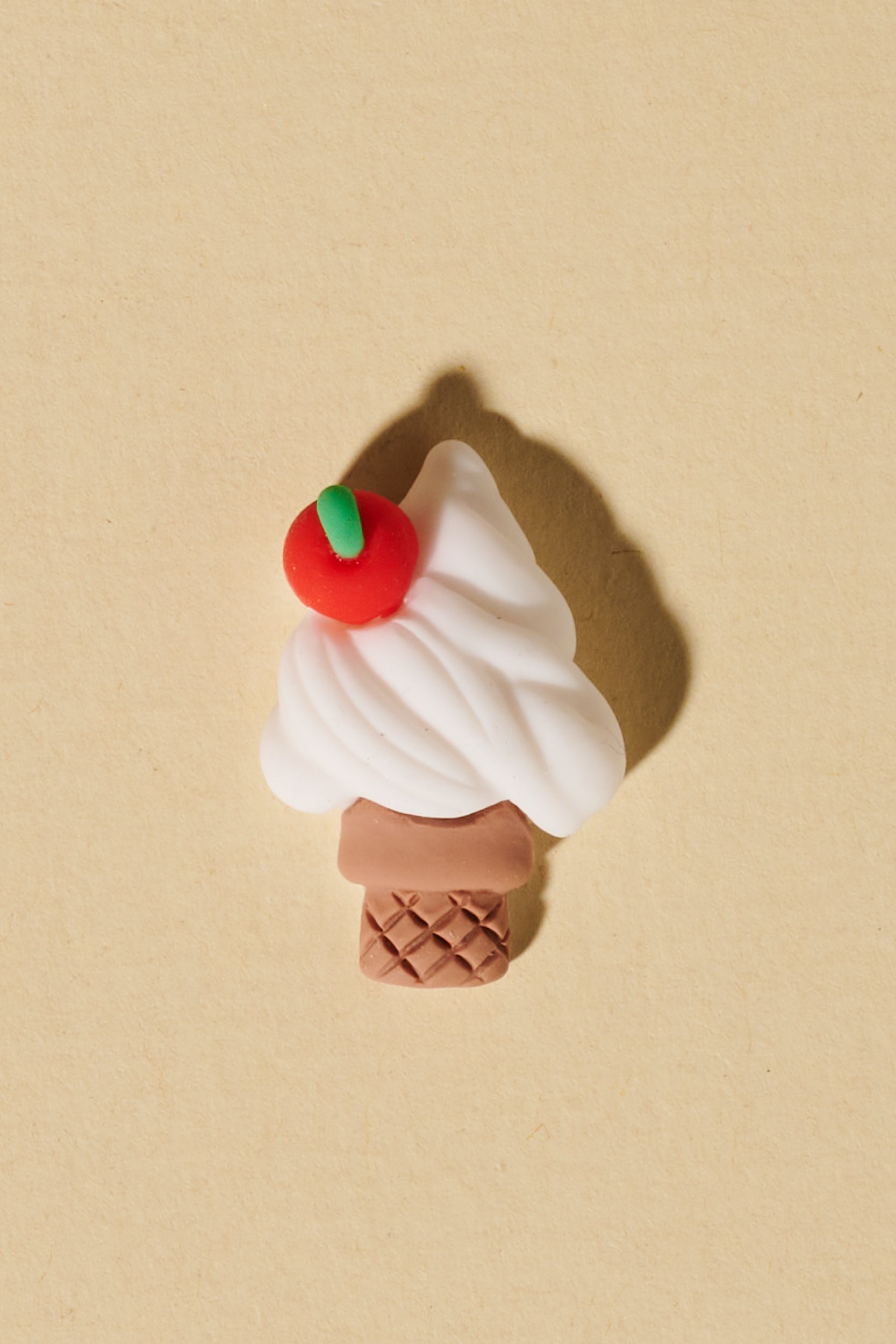Magic Braids Charms - Shufizoo - White american Ice Cream with a Cherry